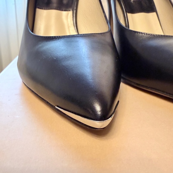 Michael Kors Avra black leather pumps - Picture 10 of 12